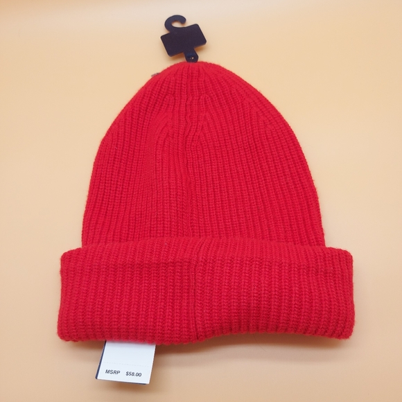Polo Ralph Lauren Red Terrain Knit Cuffed Beanie - Picture 2 of 3